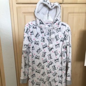 Adorable Hooded Short Cat/Kitty Robe/Pjs Medium